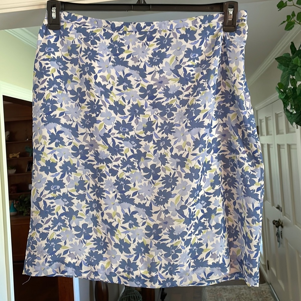 VINTAGE Casual Corner Floral Skirt